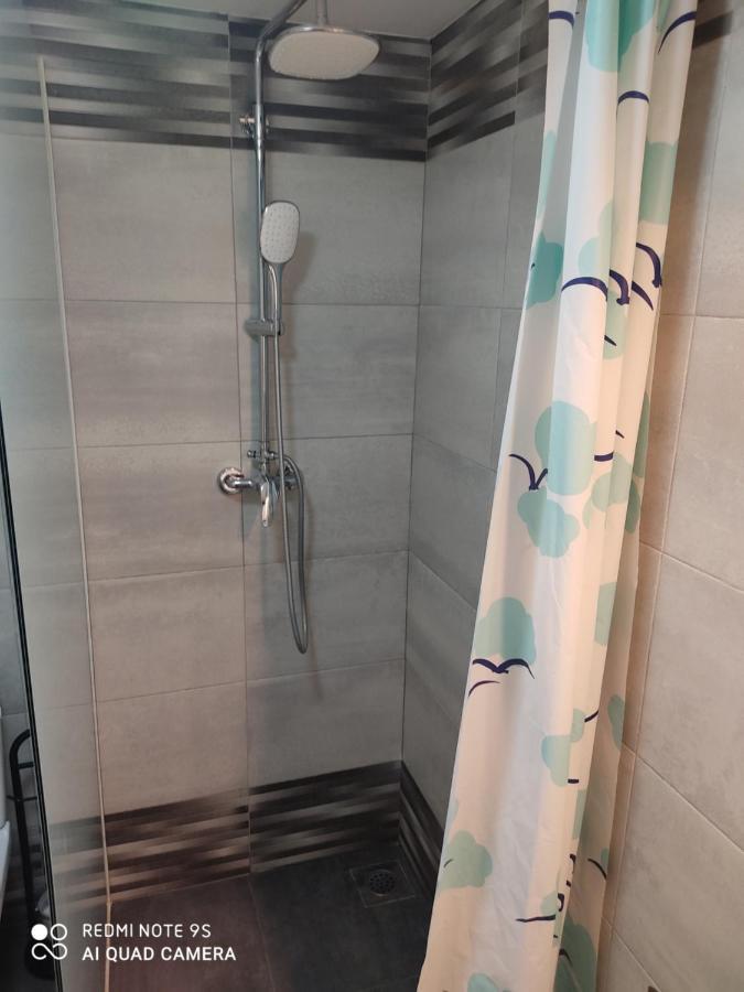 Fina M Studio Apartman กาลี ภายนอก รูปภาพ