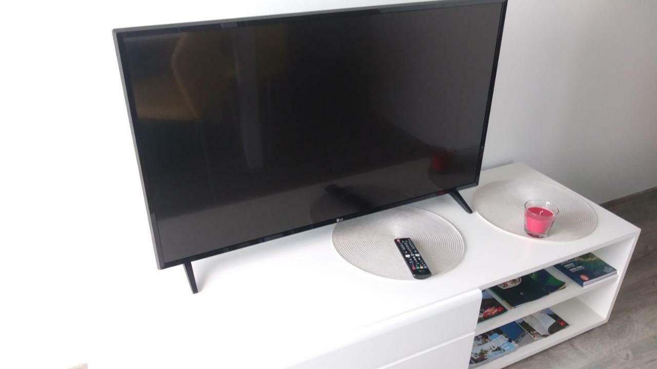 Fina M Studio Apartman กาลี ภายนอก รูปภาพ